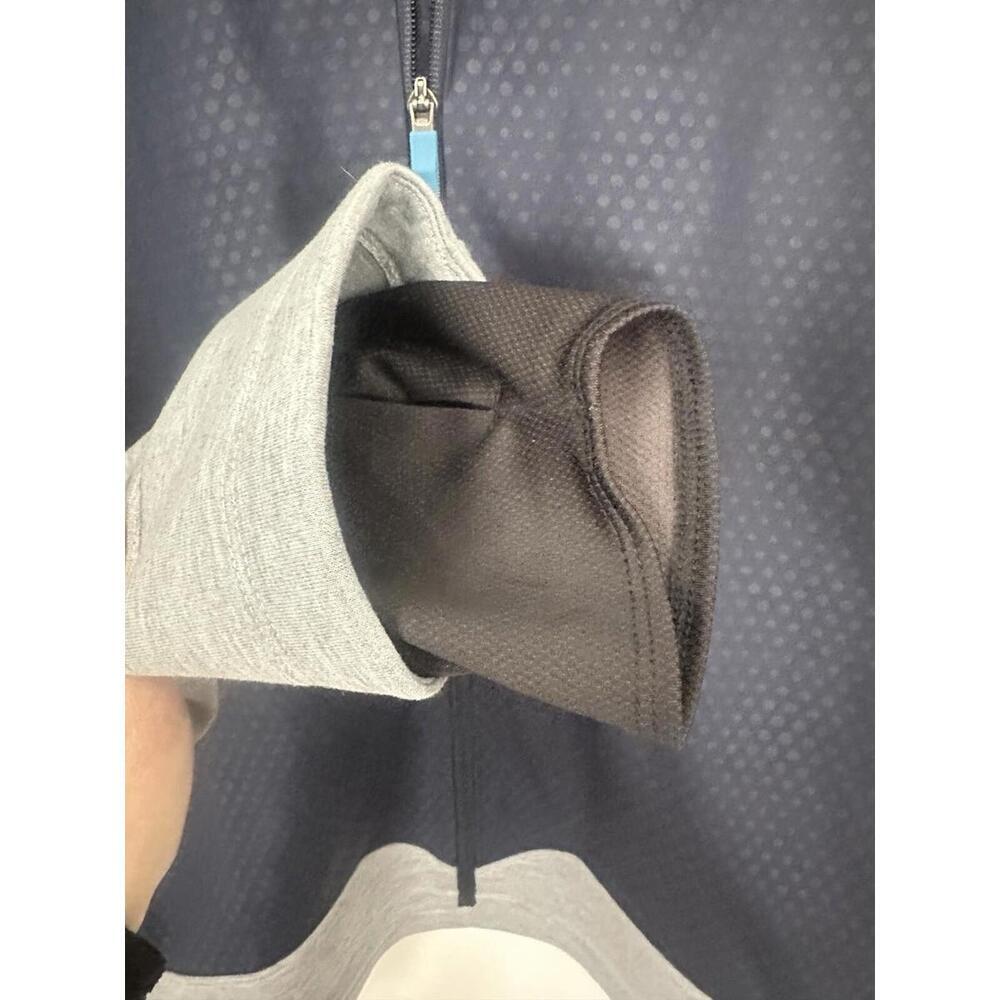 The North Face Navy and Gray Jacket - Size XXL - Picture 6 of 7